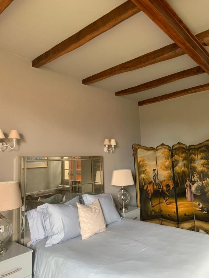 Le Petit Manoir Bed & Breakfast Brux Bagian luar foto